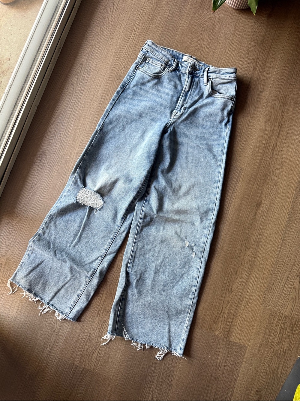 HIDDEN JEANS High-Rise Wide-Leg Distressed Ankle Jeans - Light Blue